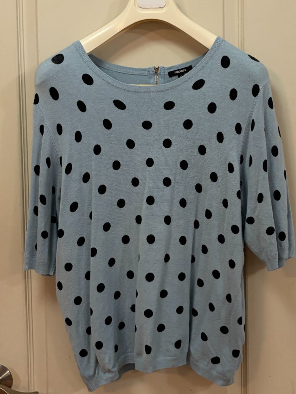 Premise Women's Size XL 81% Rayon/17% Nylon/2% Spandex Crew Neck Sweater. Blue